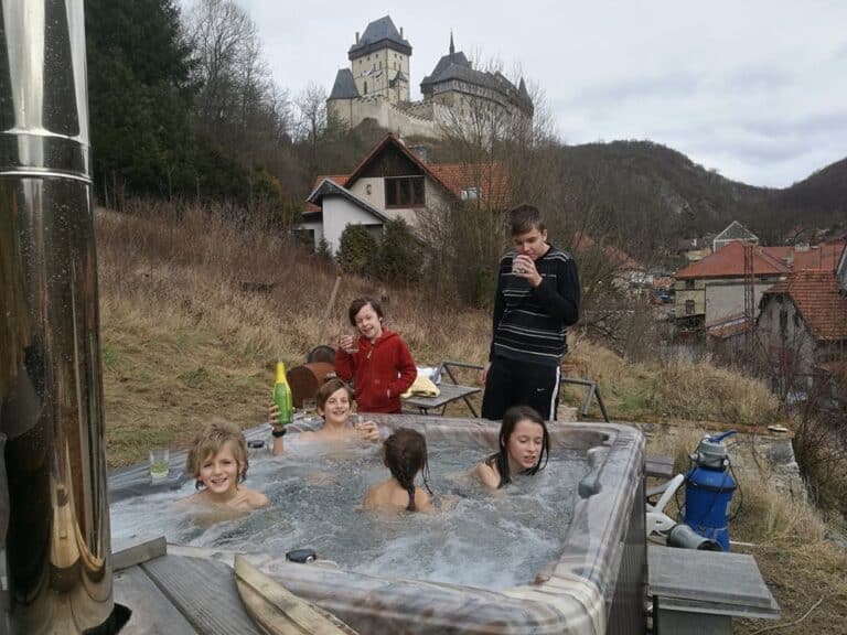 Realizace vířivky Anna od IDOL SPAS
