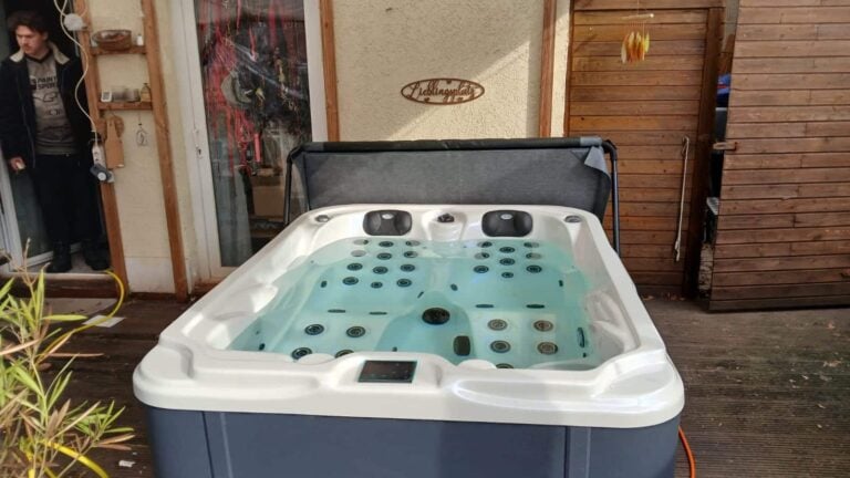 Realizace vířivky Nela Lite od IDOL SPAS