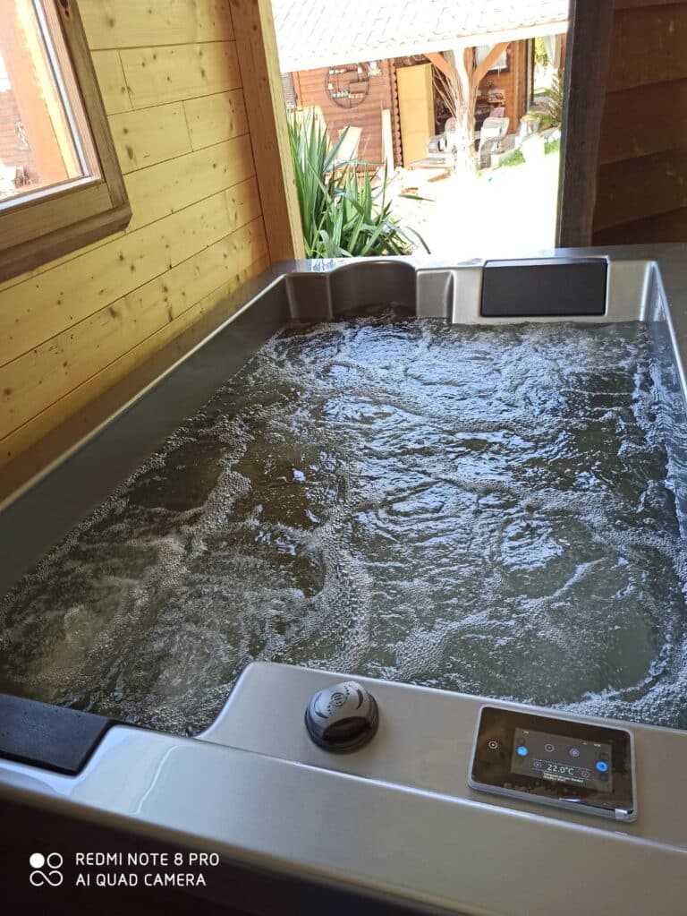 Realizace vířivky Sofi od IDOL SPAS