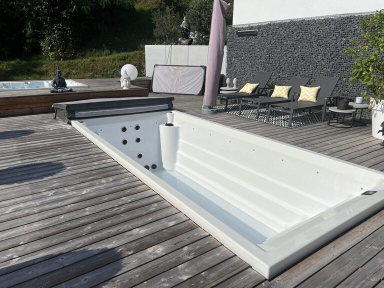 Realizace vířivky Termokryt vířivky a swim spa bazénu na přání od IDOL SPAS