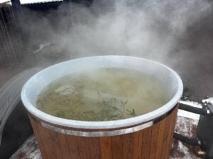 Koupací sud PolarSpa LIGHT 190 HOT s kamny na dřevo