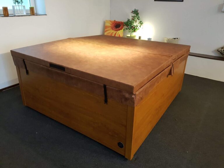 Instalace vířivky IDOL SPAS u zákazníka
