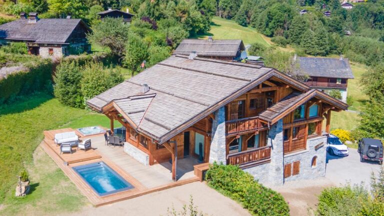 Realizace vířivky Termokryt vířivky a swim spa bazénu na přání od IDOL SPAS